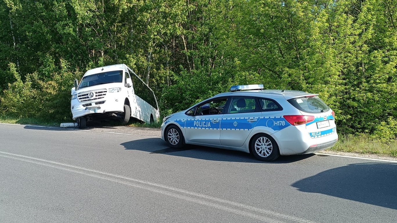 Kradzionym autobusem przez pół Polski. Pijani mężczyźni zakończyli majowy weekend w areszcie