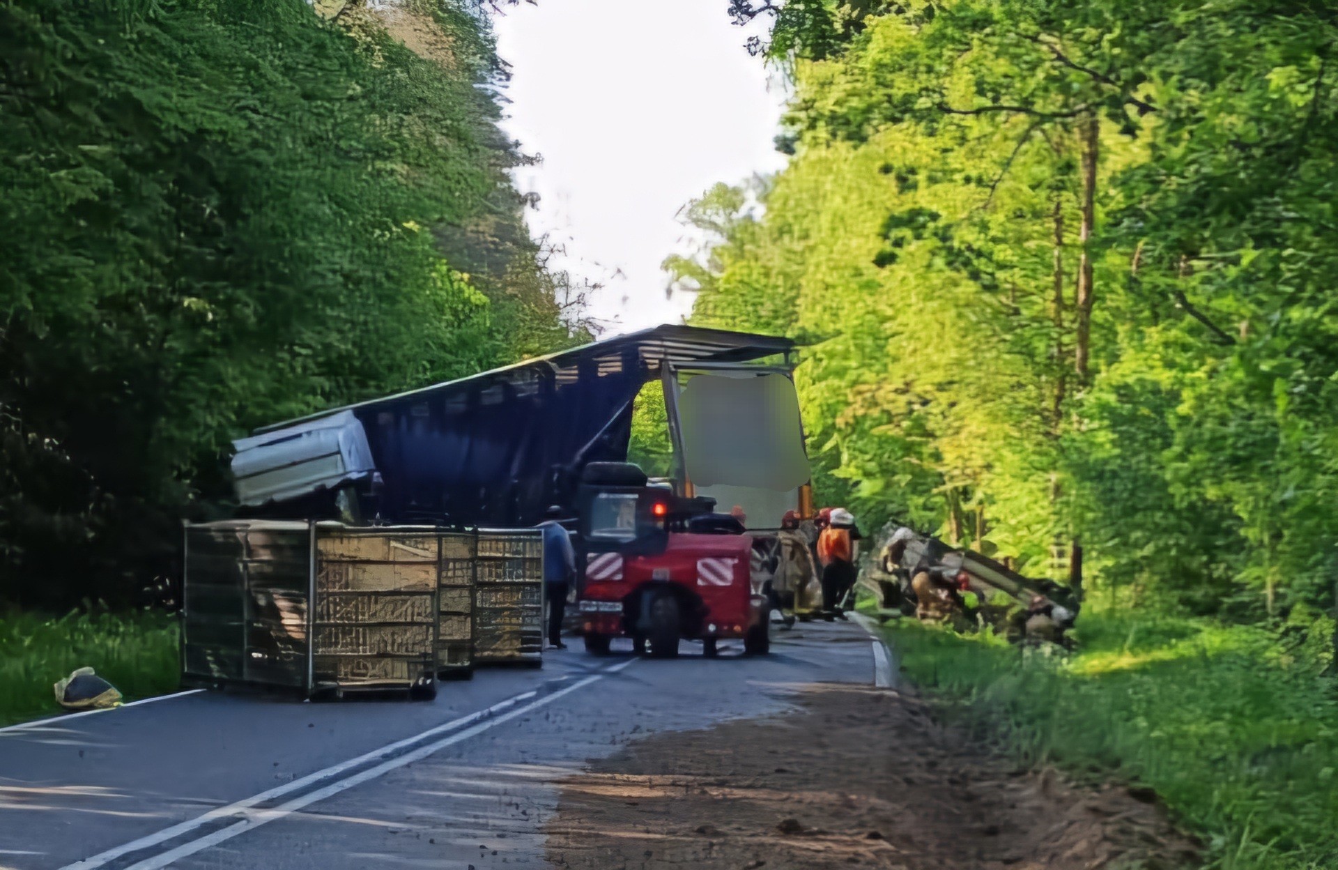 Zablokowana DW 541 na trasie Lidzbark – Lubawa, po zdarzeniu z ciężarówką