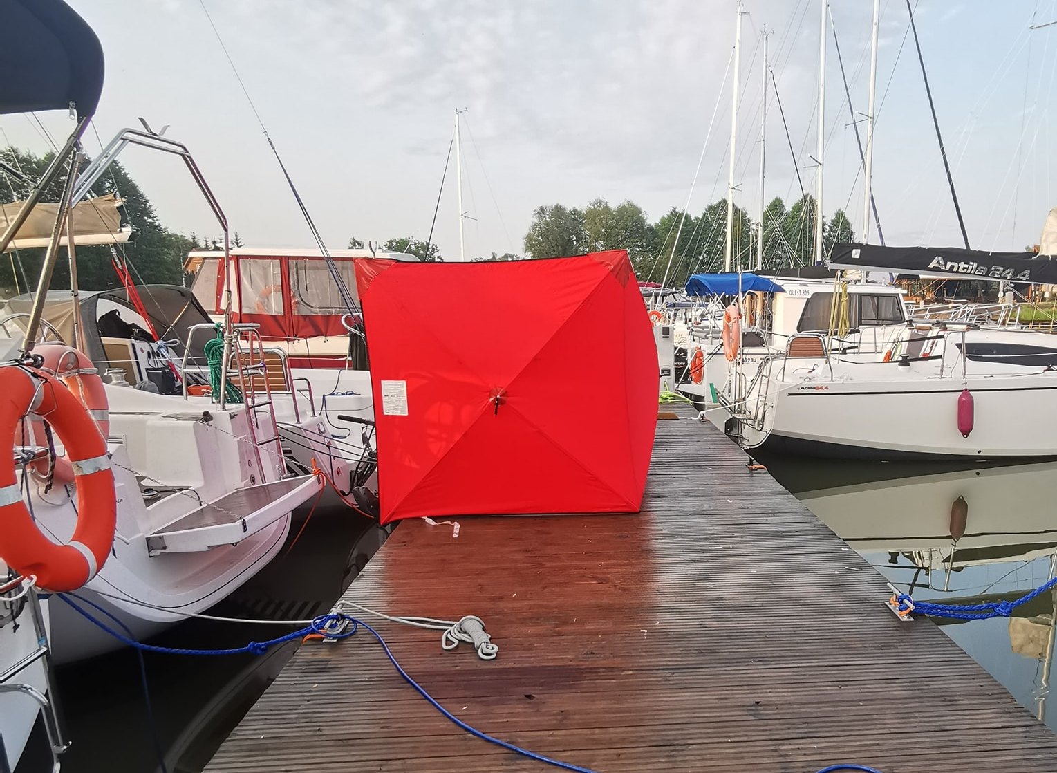 Tragedia nad jeziorem Górkło. Nie żyje 48-latek