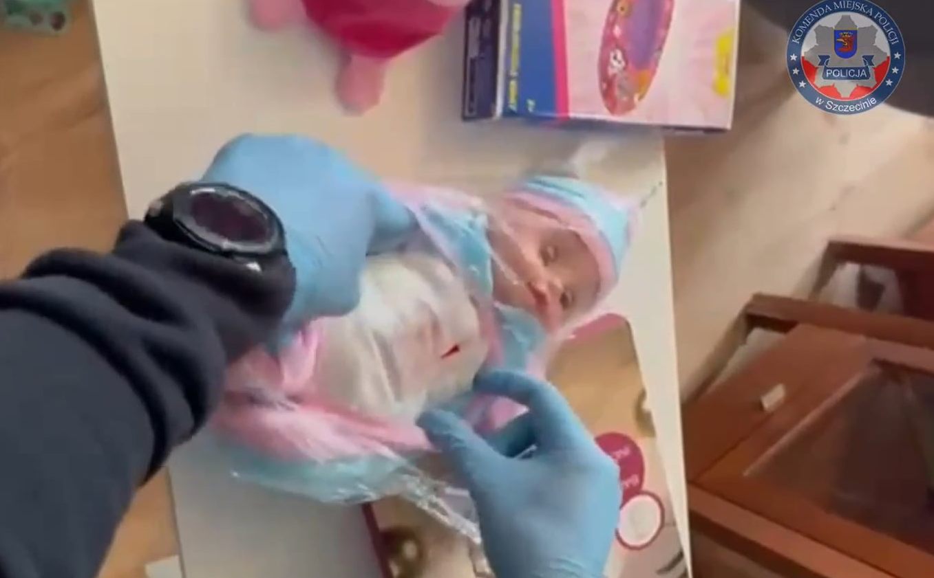 Szczecin: Narkotyki ukryte w dziecięcych zabawkach WIDEO